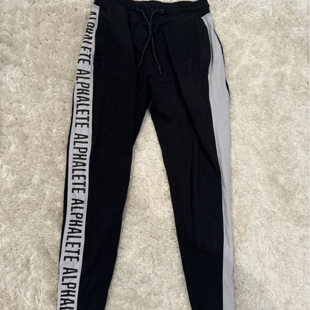 Alphalete joggers